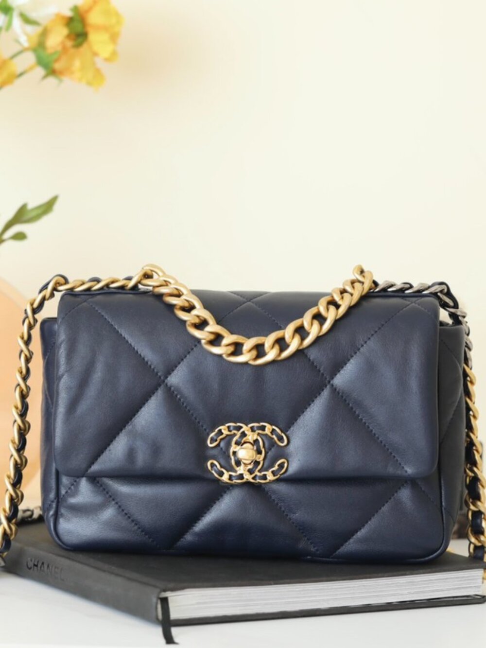 Chanel 19 Bag Medium Lambskin Navy Gold